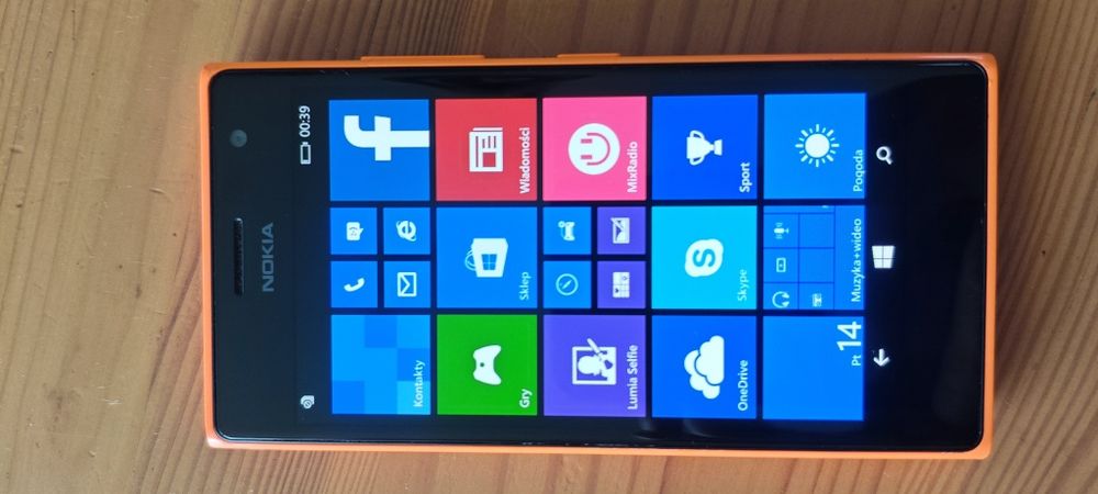 Nokia Lumia 735 stan bardzo dobry