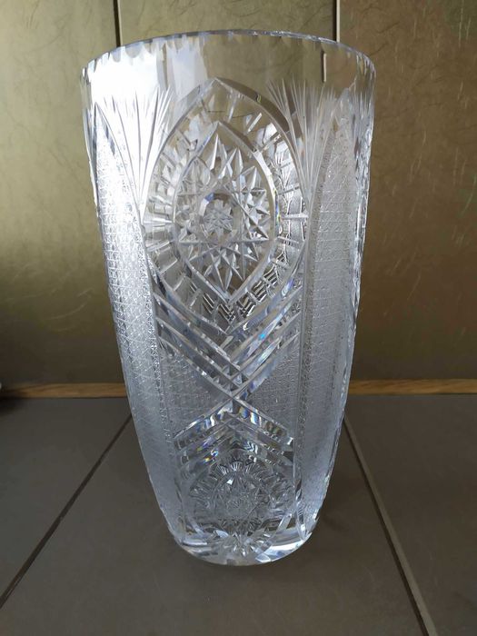 Ваза хрустальная / Ваза кришталева