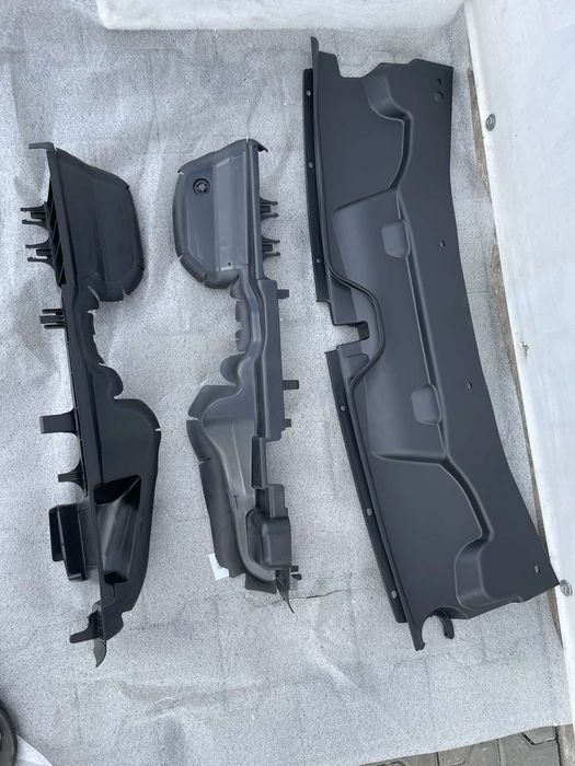 Кріплення направляюча крила бампера віто Mercedes Vito w447 V-Class