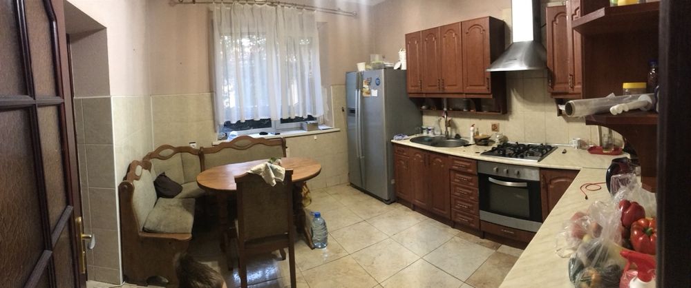 Здаються  кімнати в двохповерховому будинку м.Ужгород