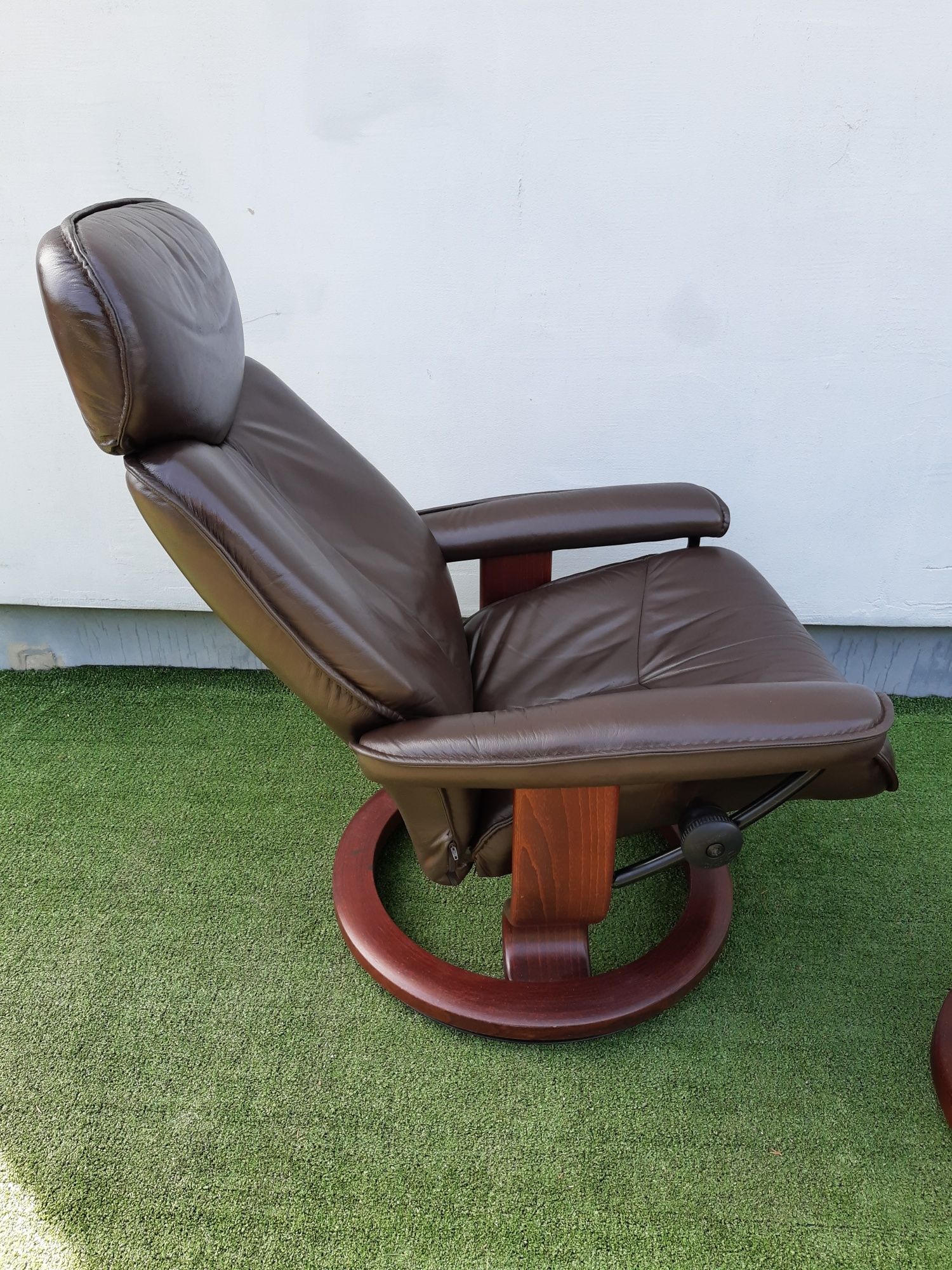 Fotel z podnóżkiem Ekornes Stressless