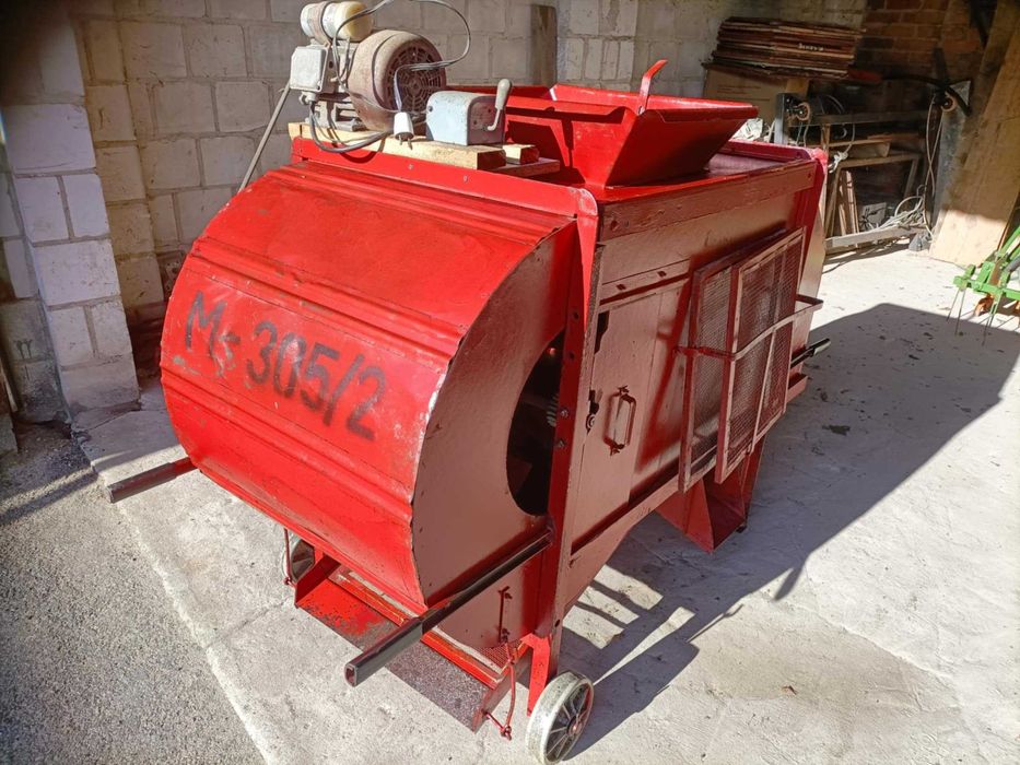 Wialnia fabryczna do czyszczenia zboża M305/2 z silnikiem młynek sita