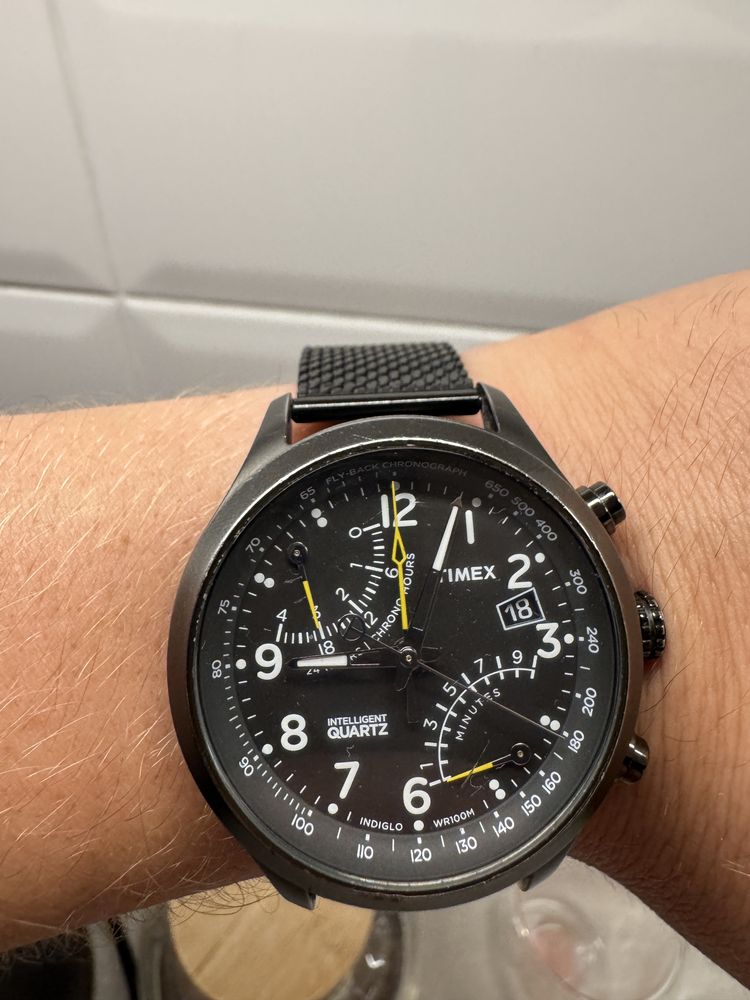 Часы Timex T2N699