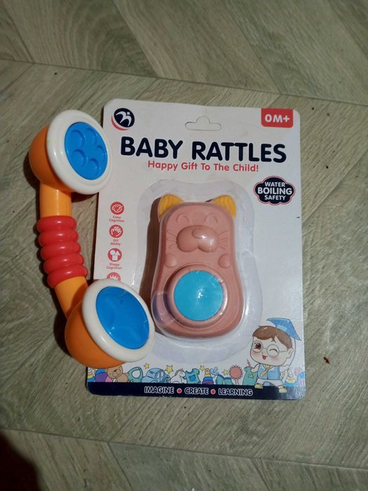 Прорізувач для зубів і брязкальце