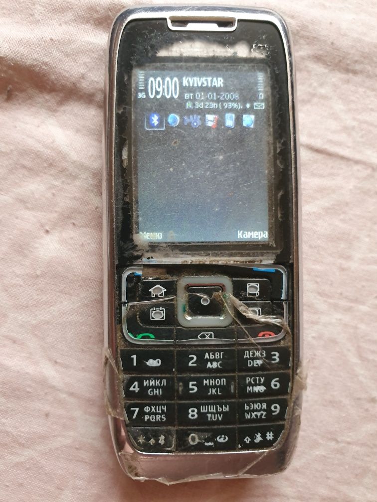 Продам два Nokia E51