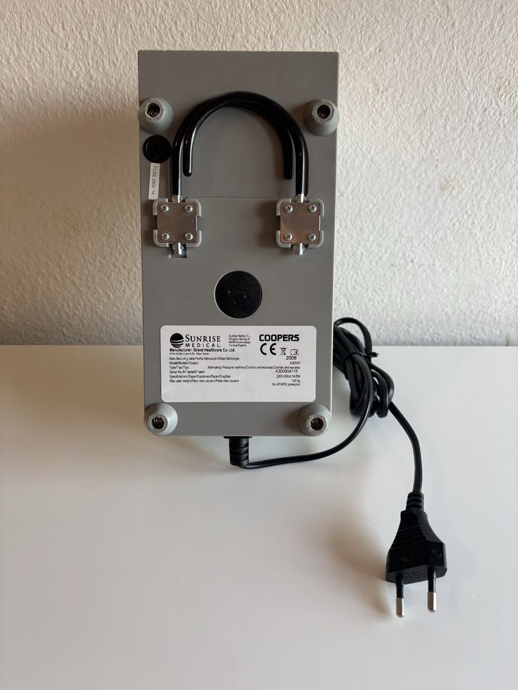 Compressor colchão Ar Anti-escaras A3000H 220v Sunrise Medical