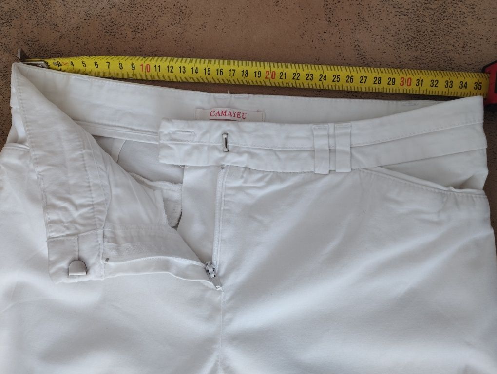 Spodnie cygaretki białe 36 S Camaieu