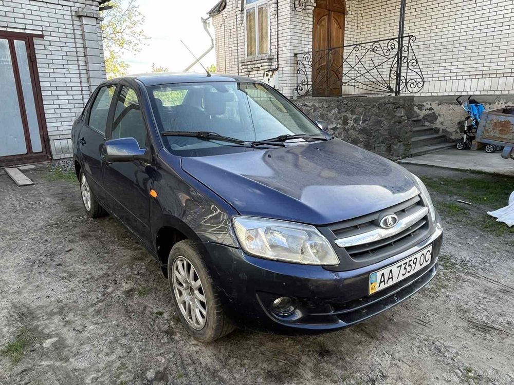 Продається Lada Granta 2013 року