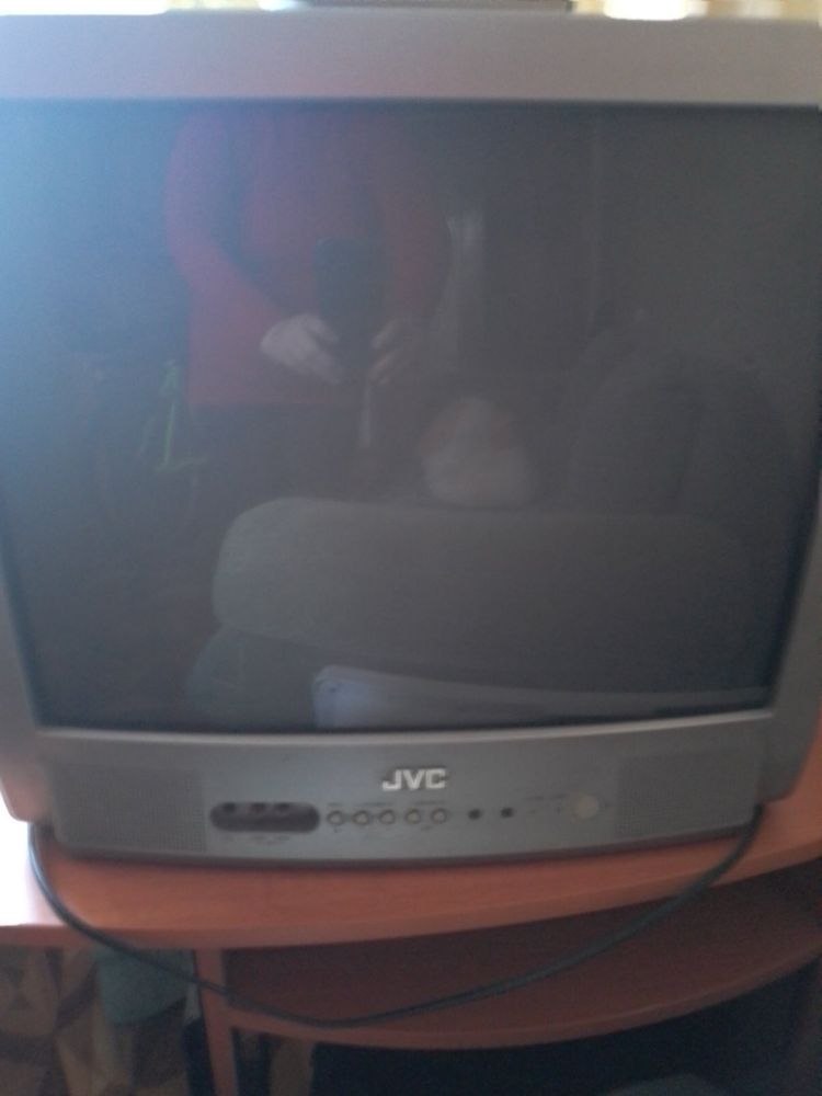 Продам телевизор JVC