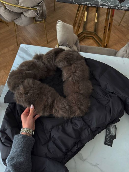 Куртка пухова з натуральним песцем