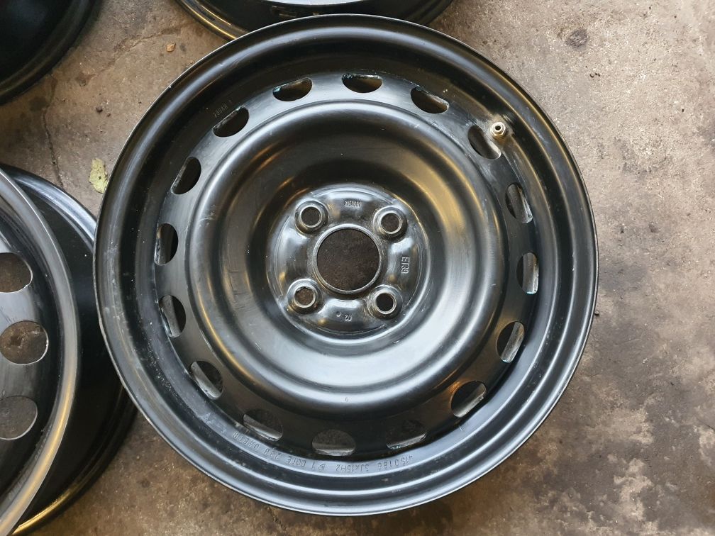 Felgi stalowe 5jx15" Toyota Yaris III ET39 4x100 Czujniki TPMS