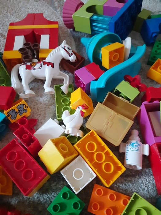Lego Duplo różne zestawy ponad 200 klockow