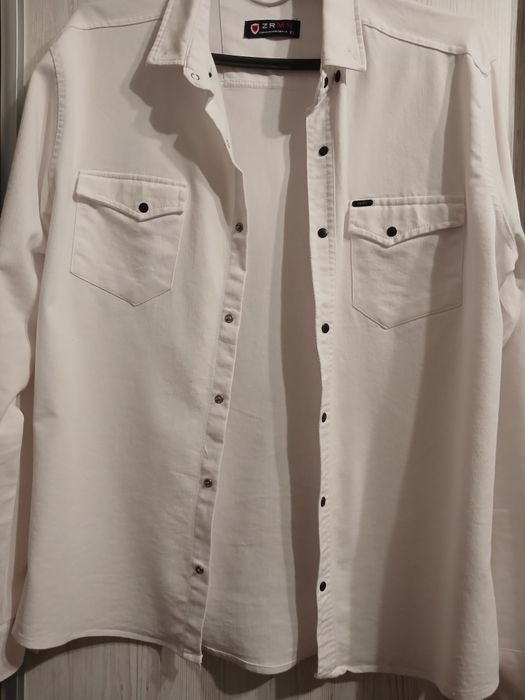 Чоловіча сорочка