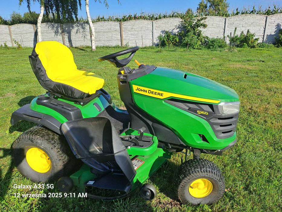 Traktorek kosiarka John Deeee S-160 V-twin 24HP 8 MTG