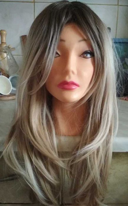 Шиньон,перука термо волос 45см. песочный блонд стрижка каскад