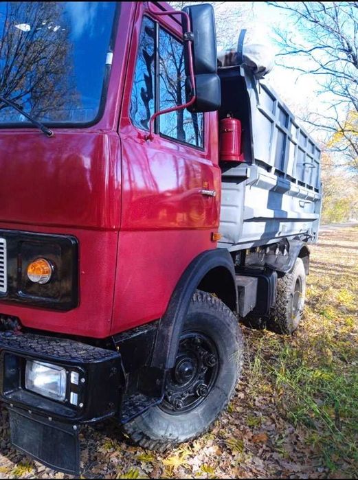 МАЗ-5551 Вантажний самоскид