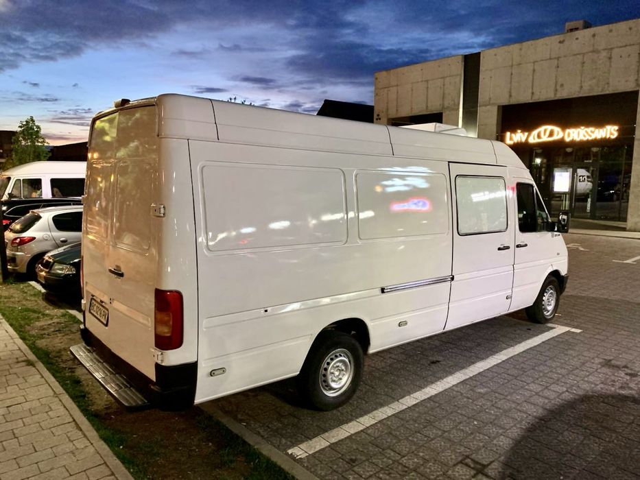 Вантажні перевезення Львів Переїзд з вантажниками, Вантажне таксі