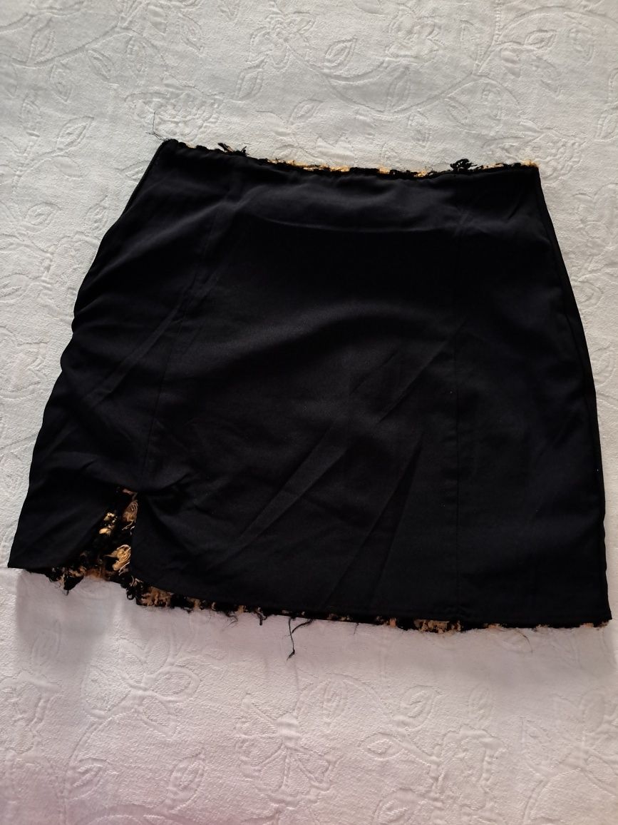Saia zara xs quentinha com forro