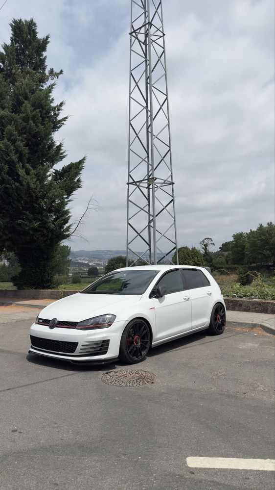 Volkswagen Golf 7 GTI