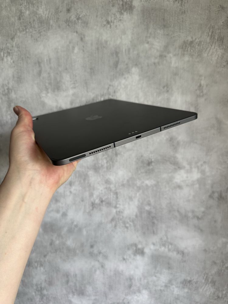 ipad Pro 12,9 -inch 5th 256Gb LTE WI-FI iclaud заблокований