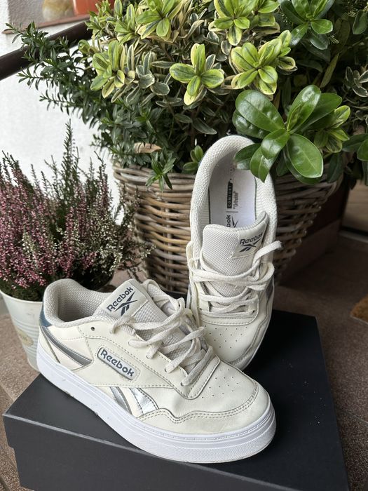Buty Reebok damskie białe r.38
