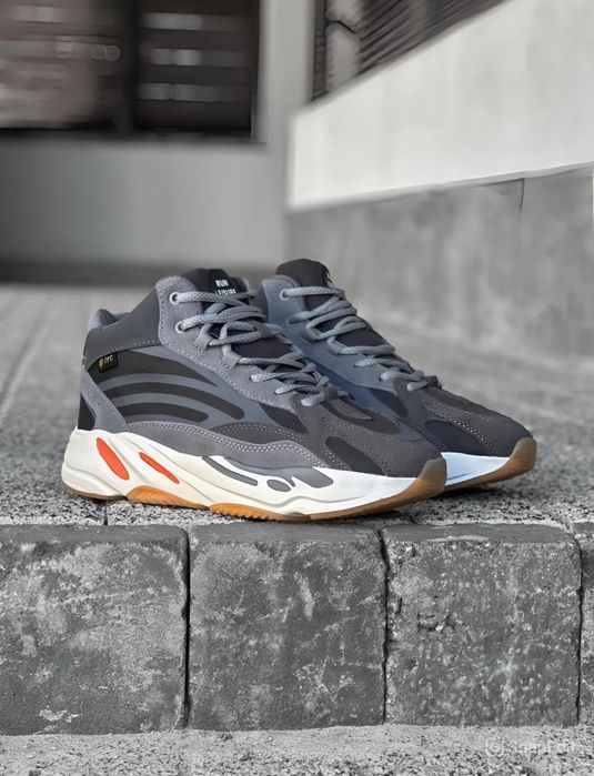 Чоловічі Зимові Кросівки Adidas Yeezy Boost 700 v2 з хутром до -21 °