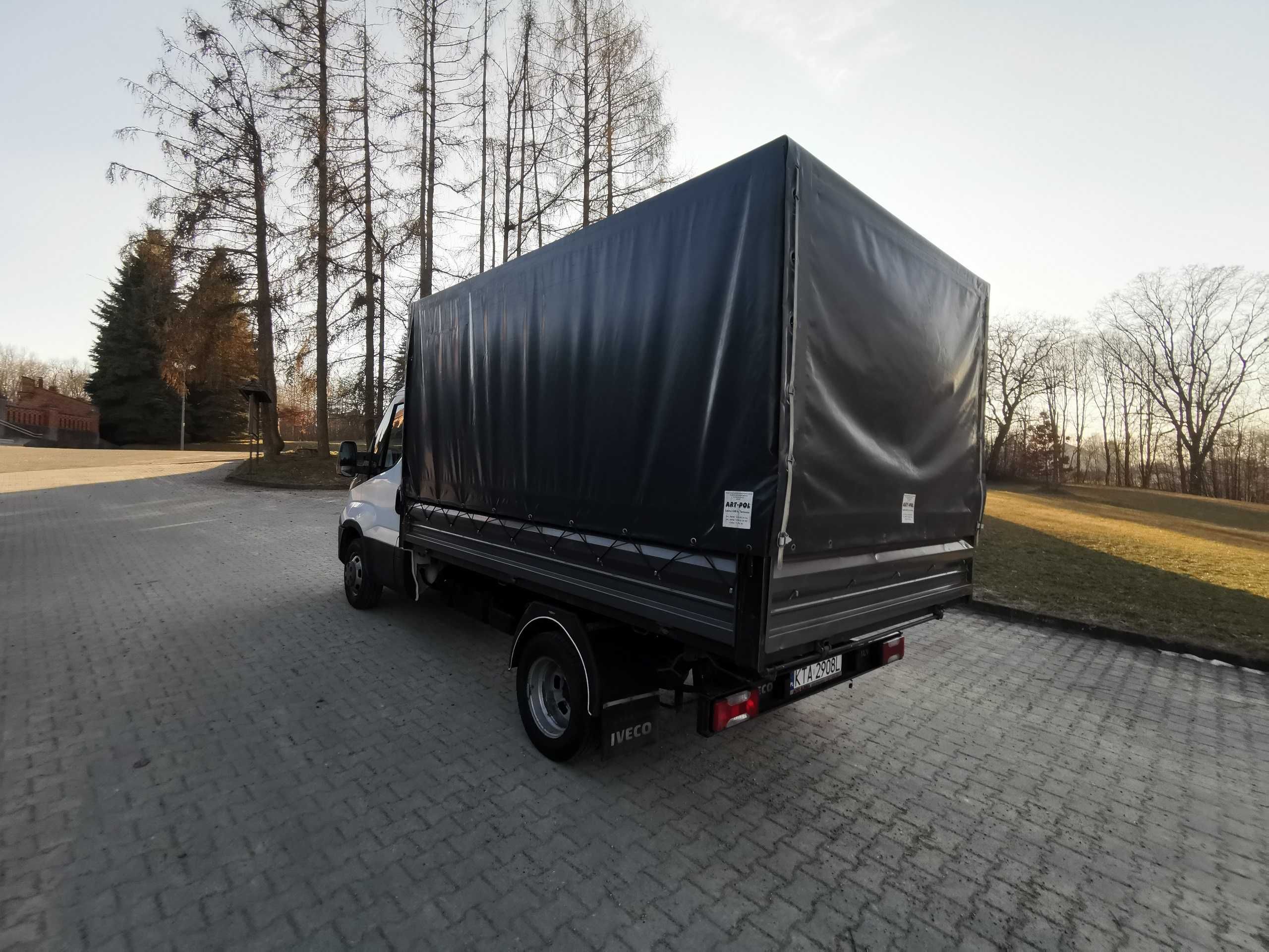 Iveco Daily wywrotka kiper 35c130 plandeka