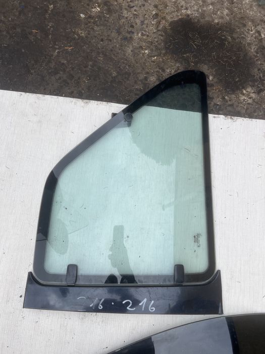 Стекло ланд ровер 216 rover 216