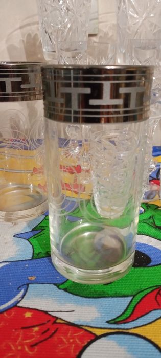 Продам хрустальні фужери стопки салатниці