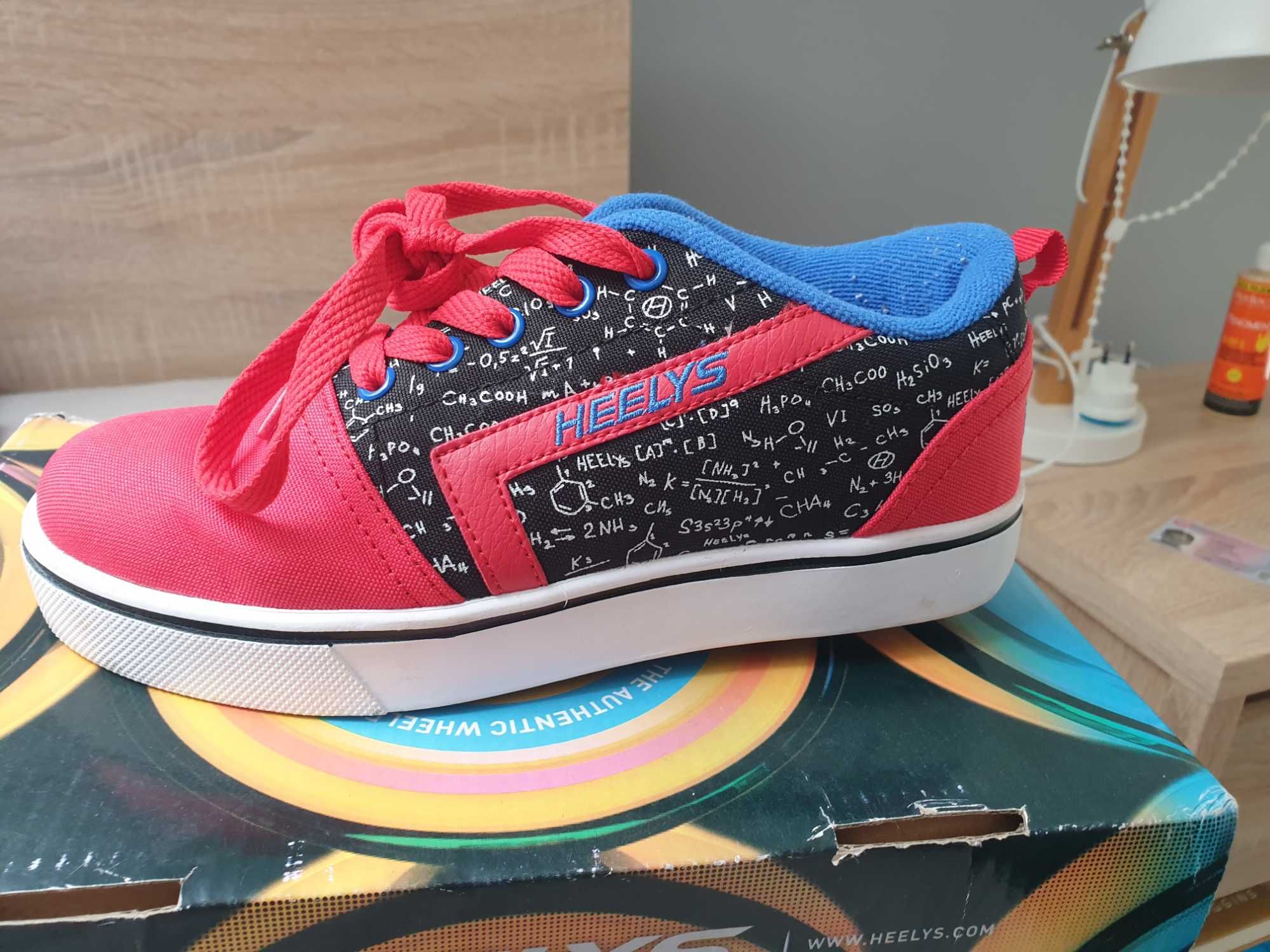 Buto-rolki heelys