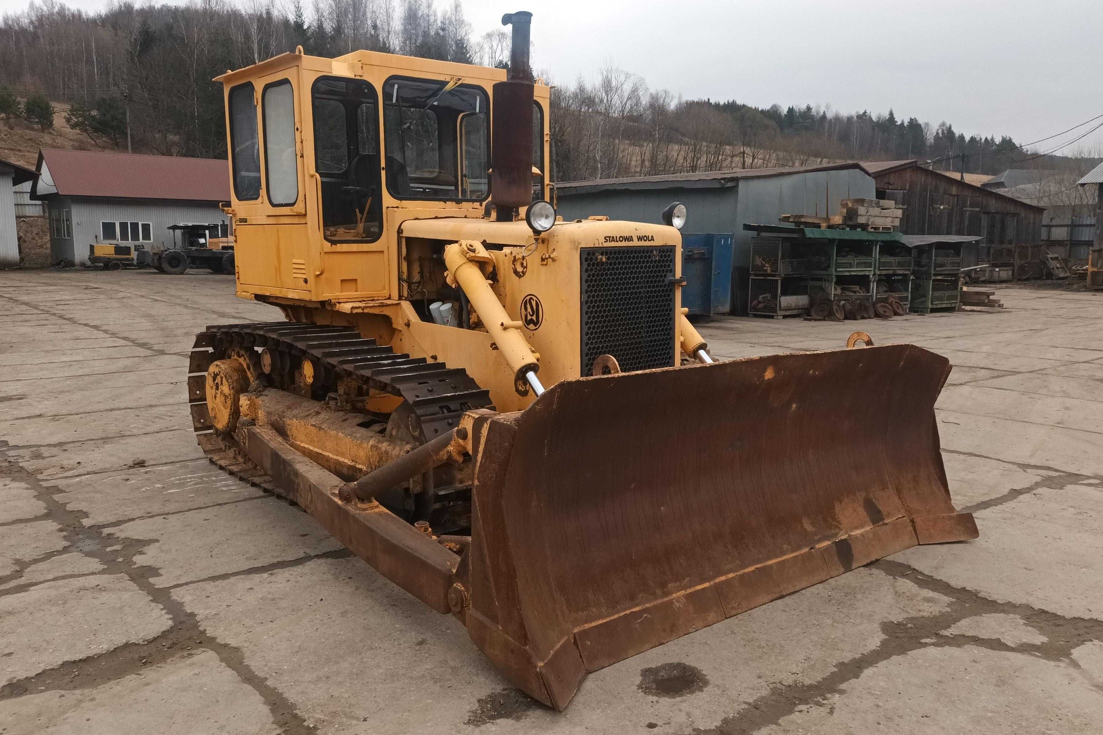 Spycharka gąsienicowa HSW TD15-C. Silnik Harvester.