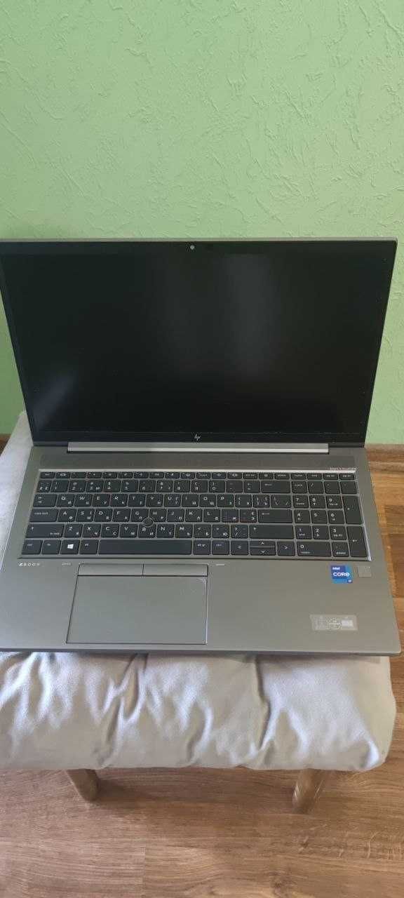 Ноутбук HP ZBook Firefly G8 i7 (1185G7)/NVIDIA T500 4 GB/32 GB/512 SSD