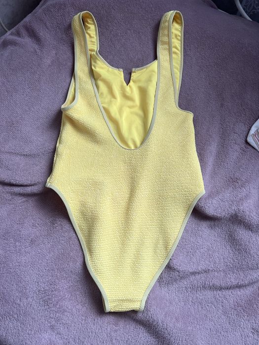 Купальник суцільний