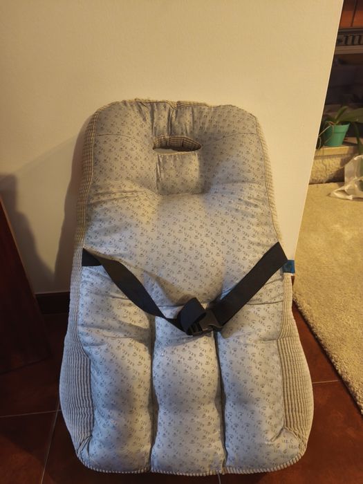 Almofada para cadeira ou banco auto