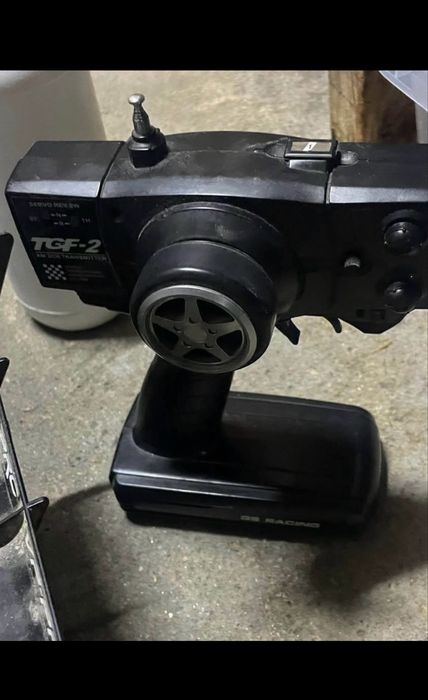 Carro tele comandado a gasolina