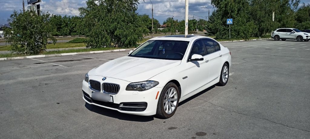 BMW 535i f10 2013 рестайл lci