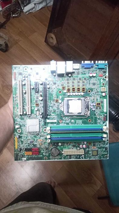 Продаю комплект мат.плата+процессор+оператива.