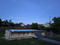Basen ogrodowy 11x8 m