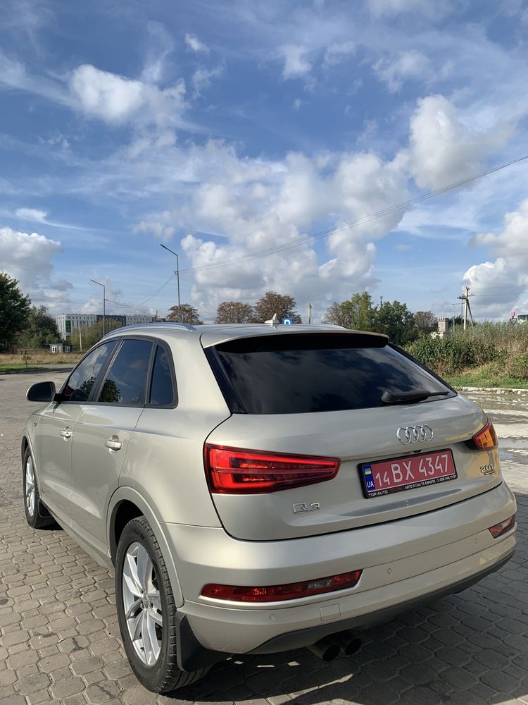 Продаж AudiQ3