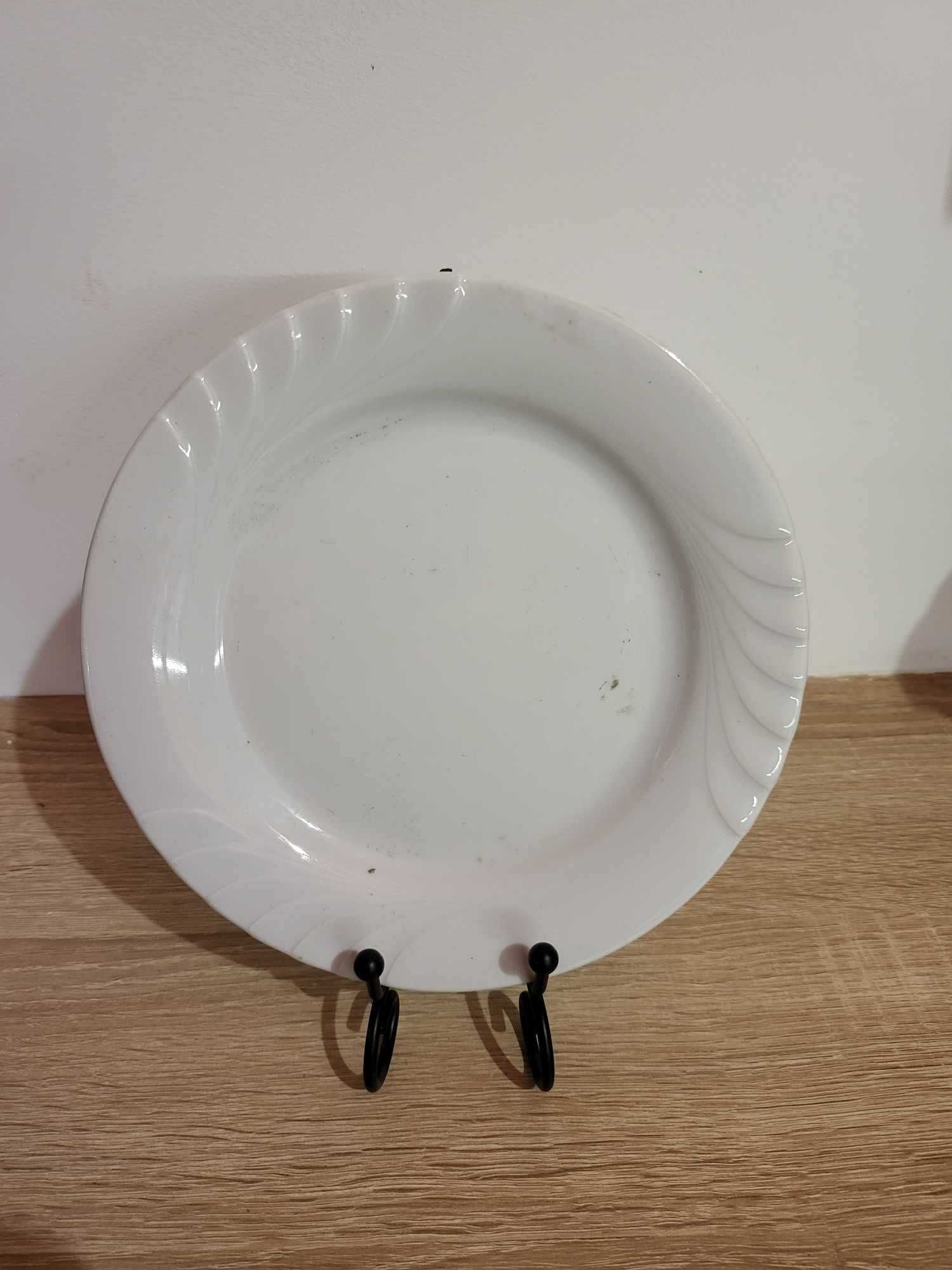 Talerz biały włocławek obiadowy