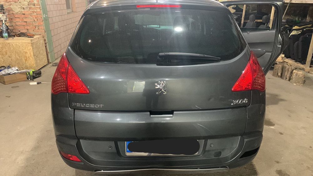 Ляда Задня дверка Пежо 3008 5008 Peugeot  Розборка запчасти шрот