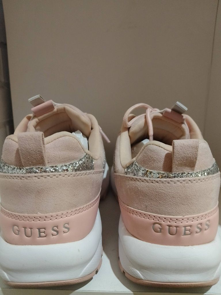 Sneakersy Guess 41