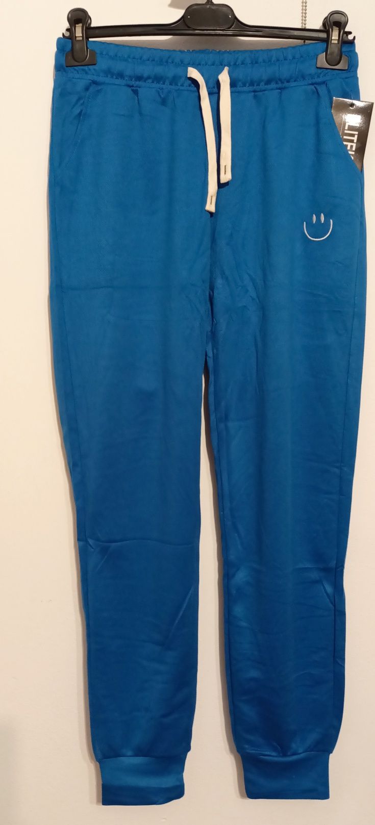 Spodnie dresowe rozmiar XL/2XL