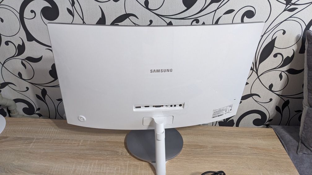 Монітор SAMSUNG 27″ LC27F591FDIXCI VA.