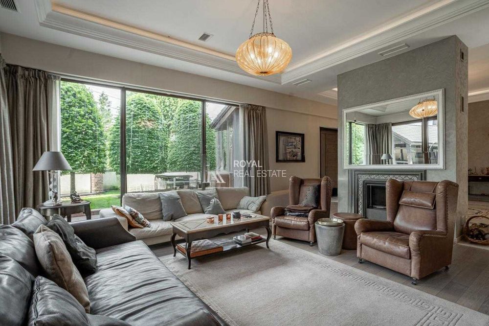 Продаж будинку Софіївська Борщагівка 8к 1200м2 вул Польова Без Комісії