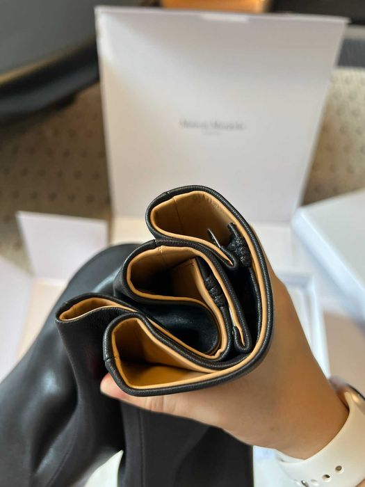 Krótkie botki Maison Margiela wykonane z czarnej skóry naturalnej r.38