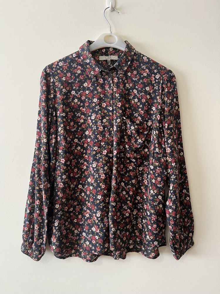 Camisa floral tamanho 42