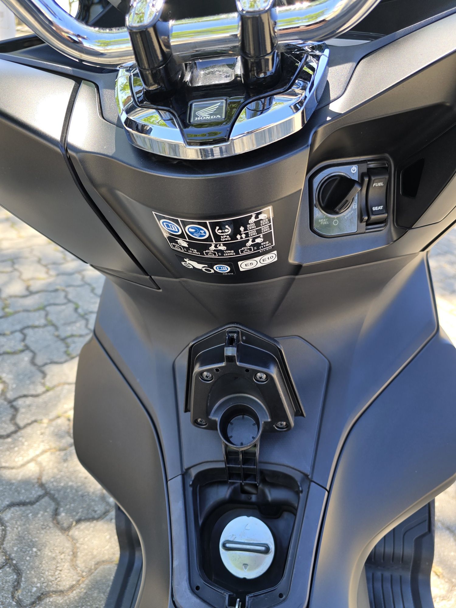 Honda PCX 125  Estado Impecável e Com Garantia!