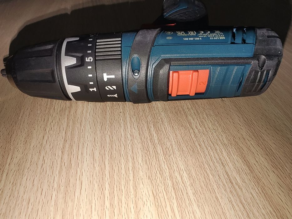 Wiertarko-wkrętarka Bosch GSB 12v-15 z udarem
