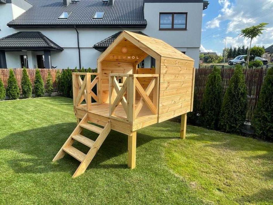 domek dla dzieci, domek drewniany, plac zabaw, zjeżdżalnia,